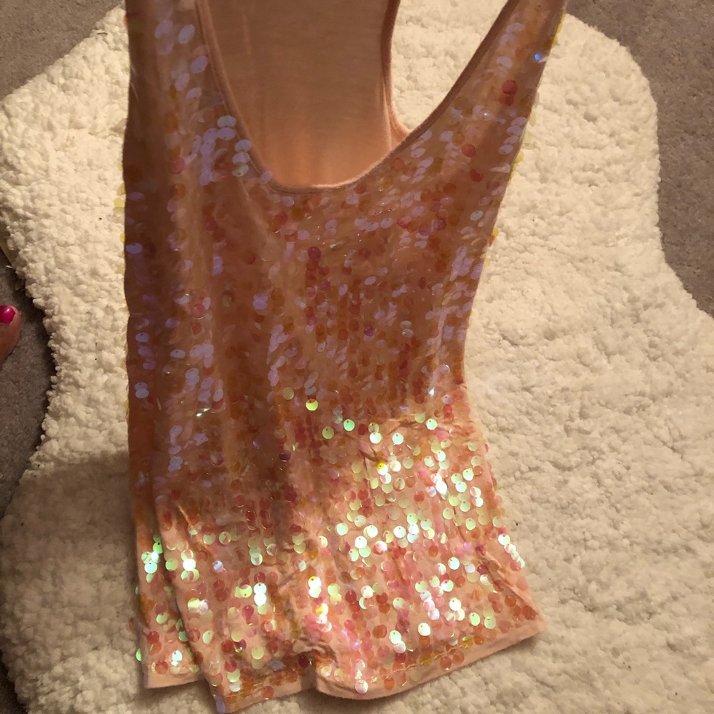 Tee - Picture 7 of 7